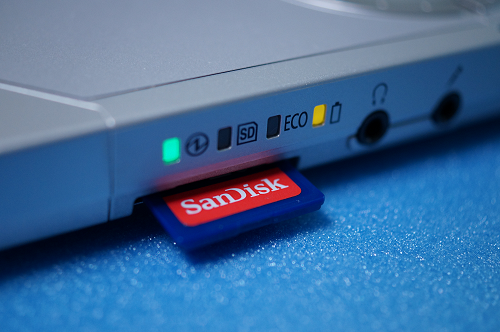 SDカードスロット(CF-R6)