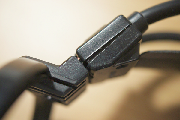 軸が折れてイッたse M555vを強引に修理する方法