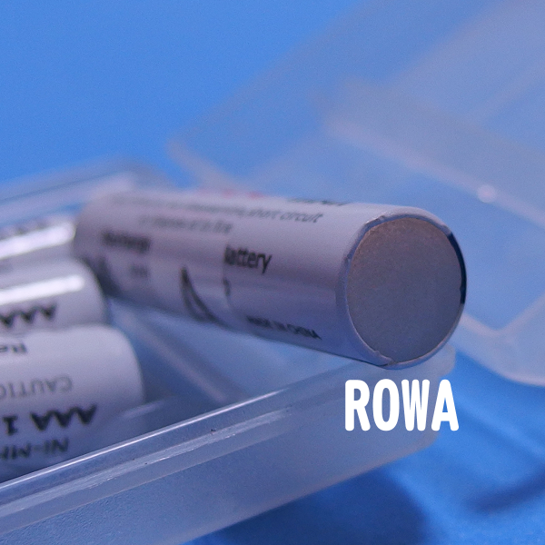 マイナス側_ROWA