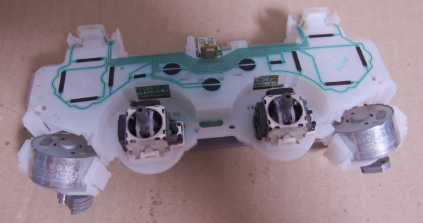 DUALSHOCK3内部