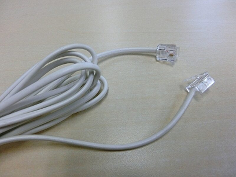 電話線_モジュラーケーブル