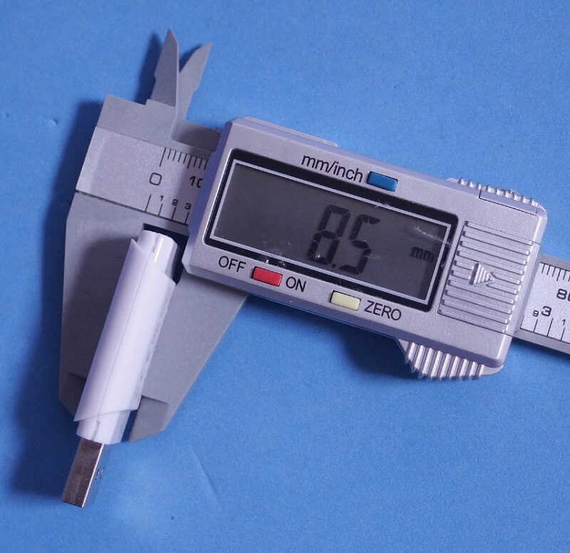 厚さ_TransMemory U301