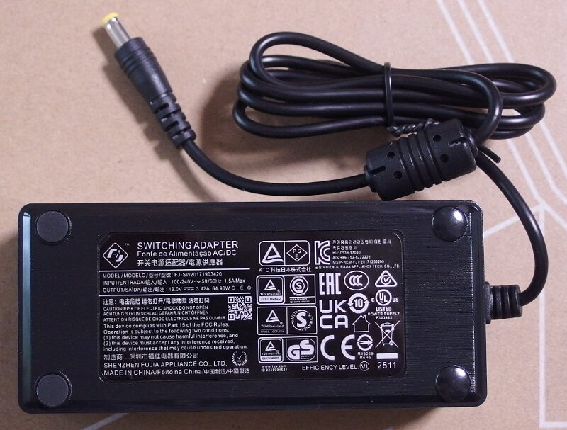 ACアダプター_H27P27